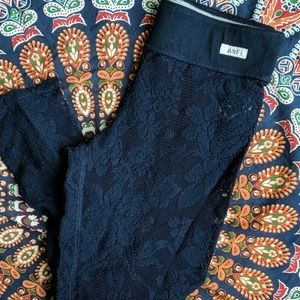 Abercrombie & Fitch navy blue lace crop legging